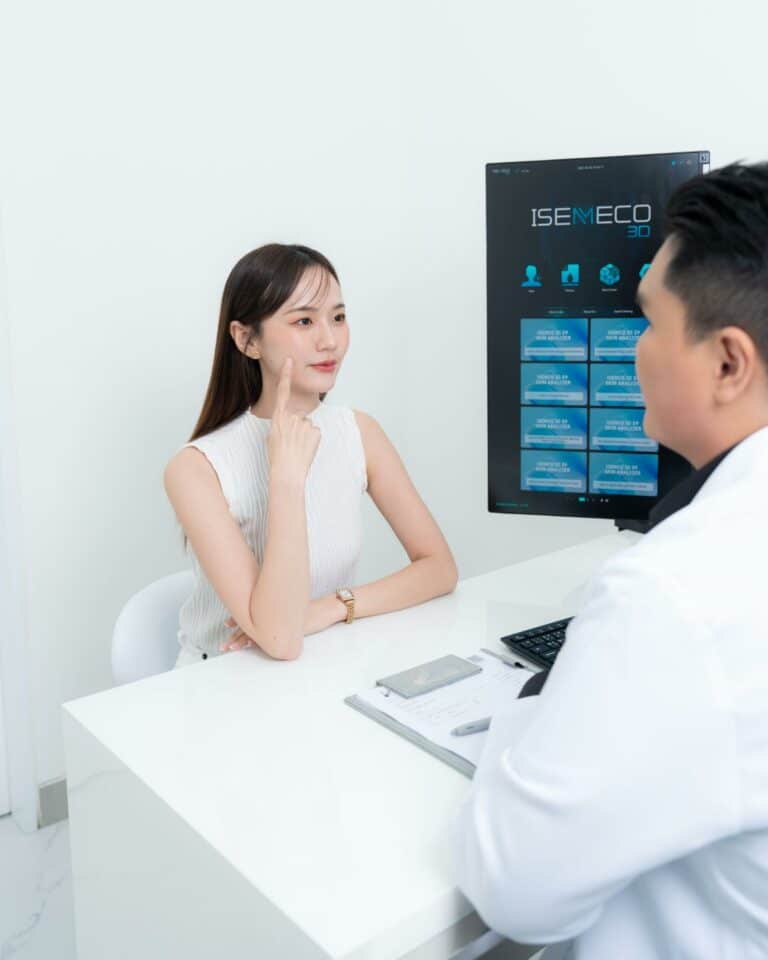 Fotona Laser ที่ V Square Clinic โดย นพ.สุรนาถ ดีสุวรรณ์ เลข ว.46313)